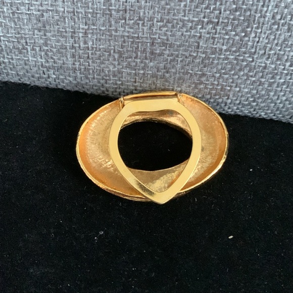 Vintage Jewelry Set Lieber USA Scarf Clip & Coro Clip-on Earrings - Picture 3 of 9